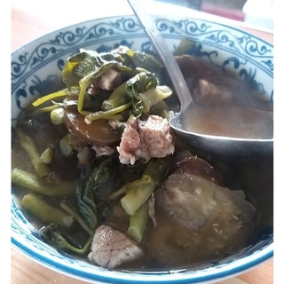 フィリピン家庭料理:シニガン(豚肉編)
